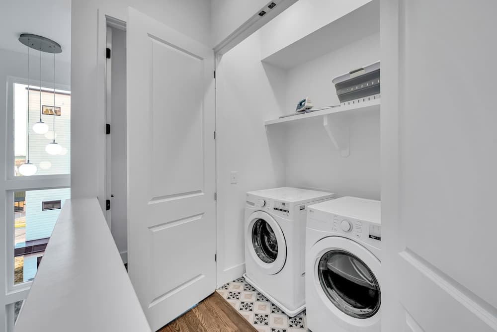 City Jam House - Image 59