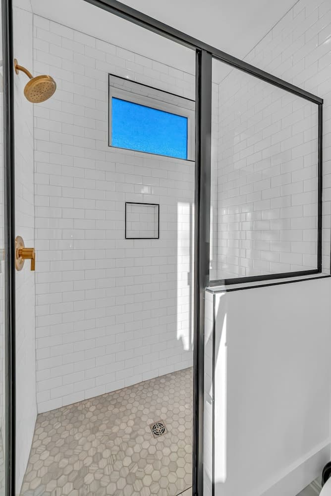 City Jam House - Image 63