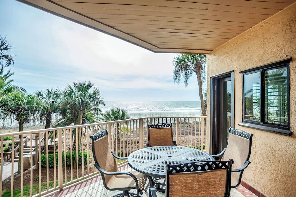 Turtle Lane #201 - Image 2