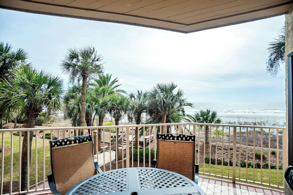 Turtle Lane #201 - Image 20