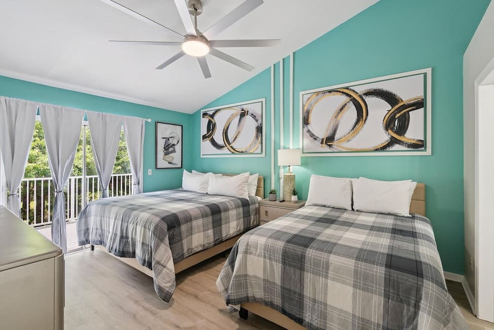 Royal Bay #94 - Image 9