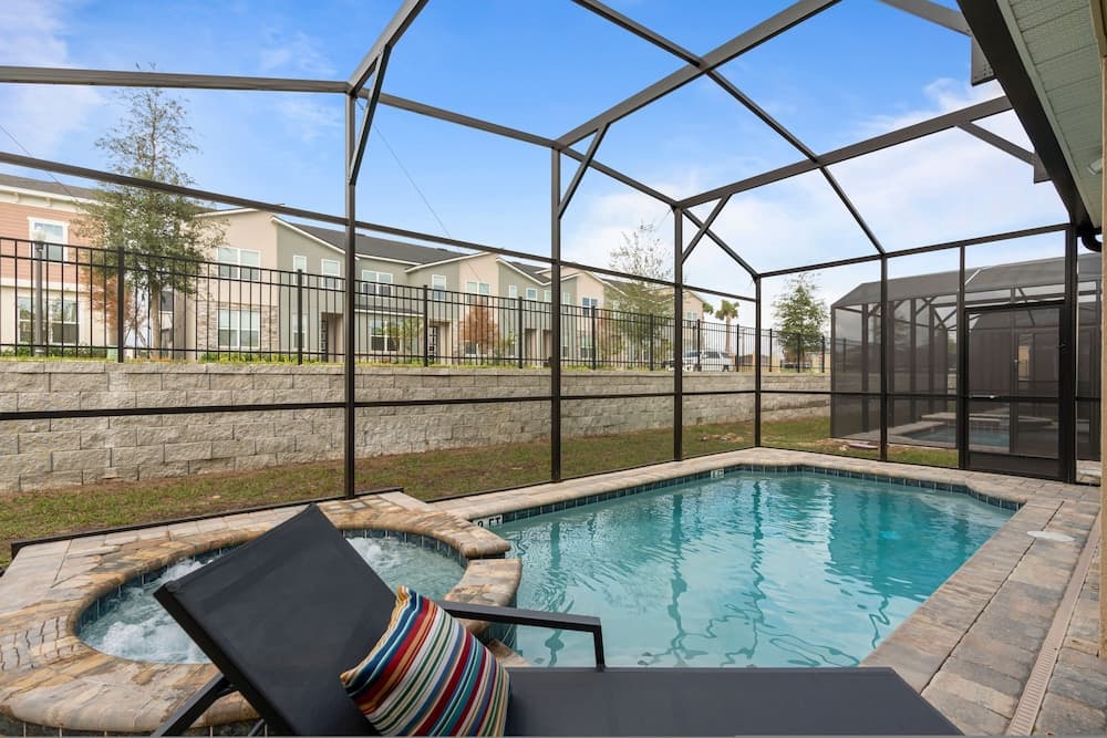 Salty Winds Oasis - Image 78