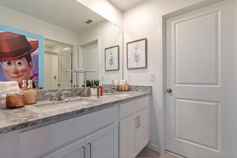 Salty Winds Oasis - Image 24