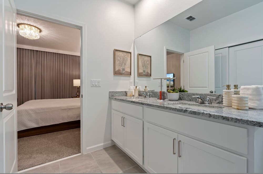 Salty Winds Oasis - Image 63