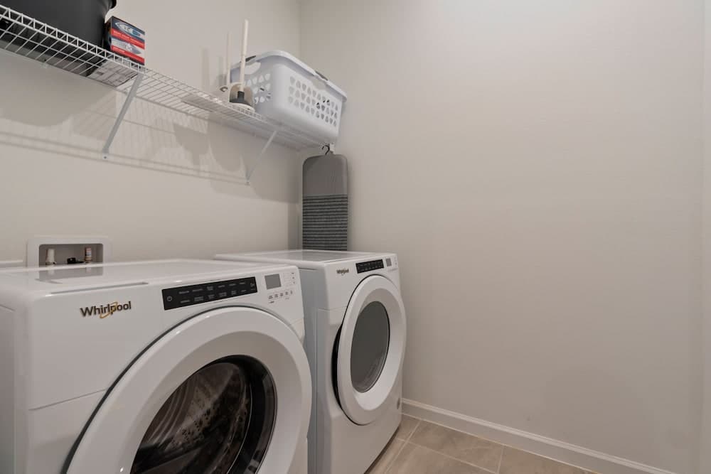 Salty Winds Oasis - Image 72