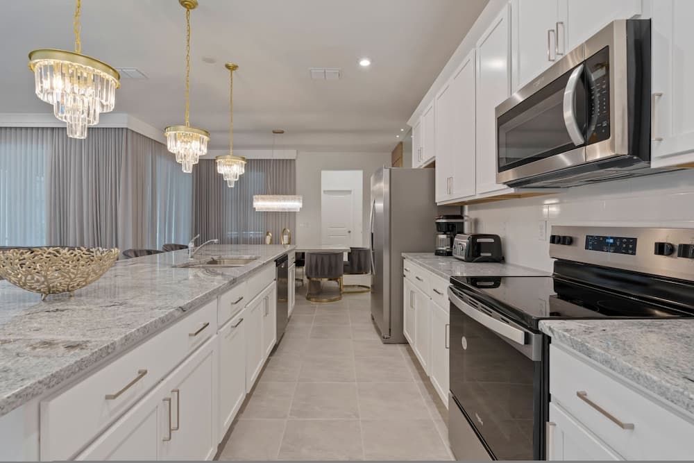 Salty Winds Oasis - Image 12