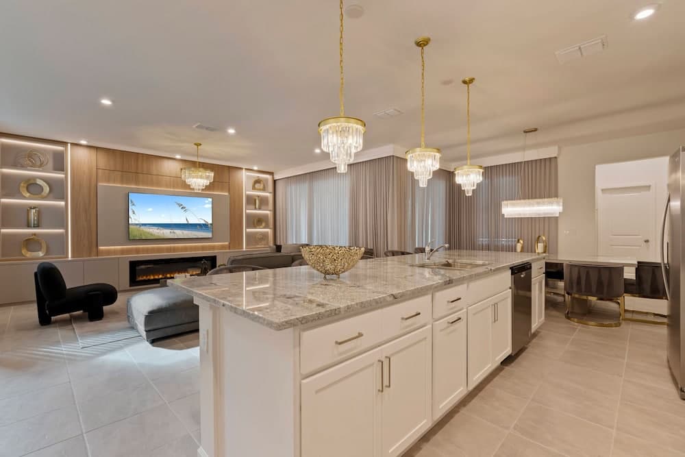 Salty Winds Oasis - Image 11