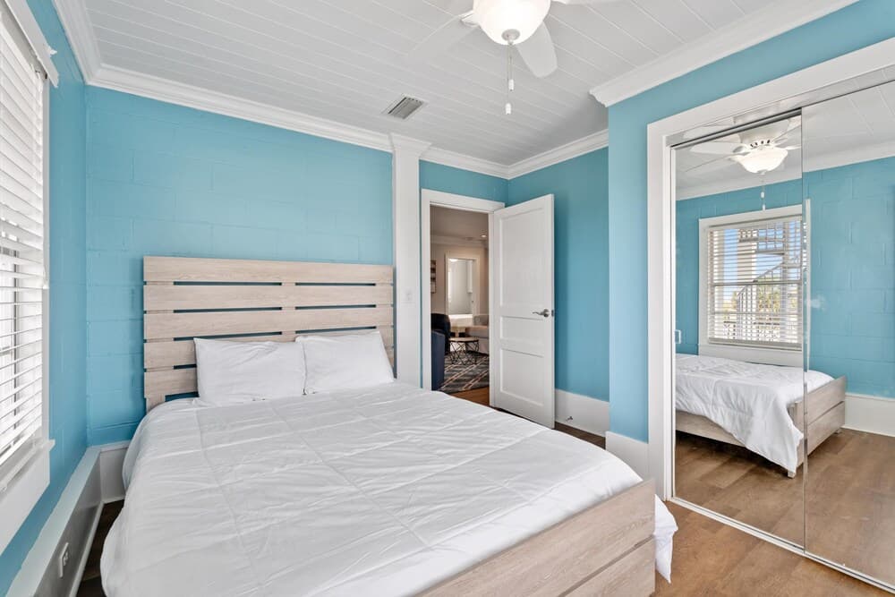 Private Paradise on Front Beach Rd - Image 3