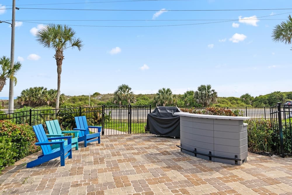 Private Paradise on Front Beach Rd - Image 89