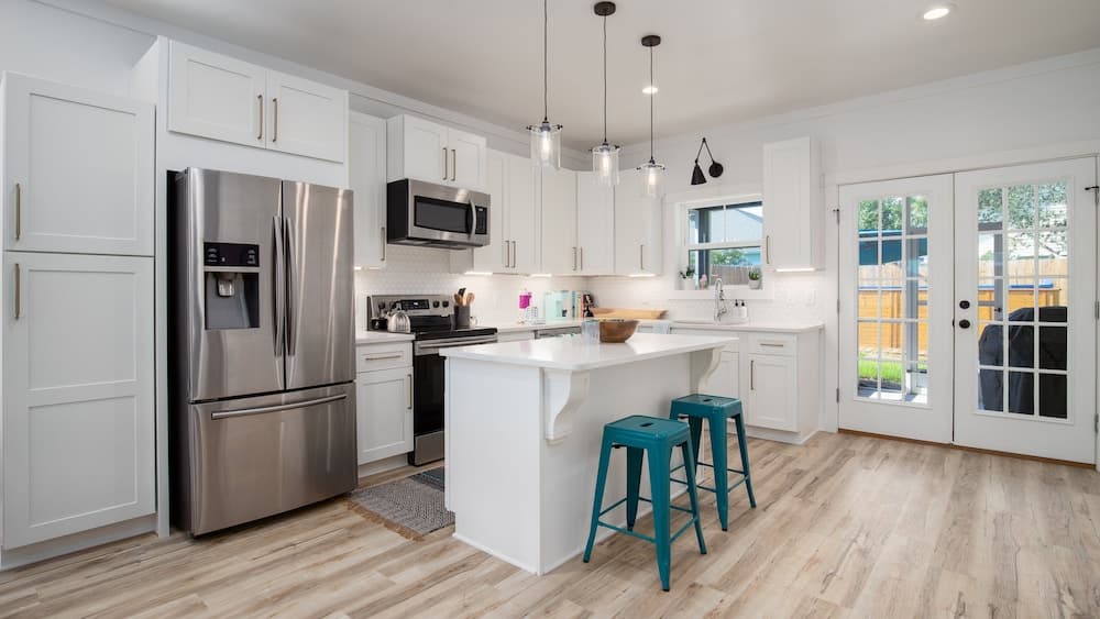 Stay Awhile at Palm - Image 5