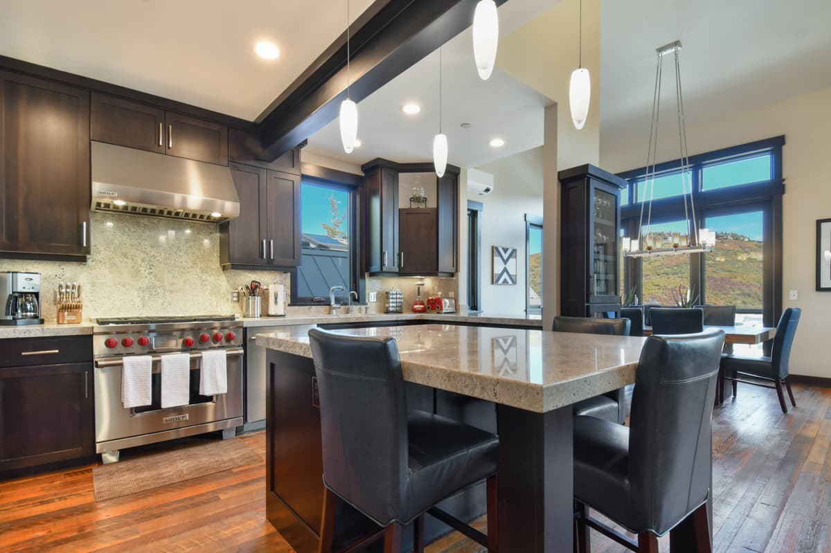 Red Wagon House - Image 11