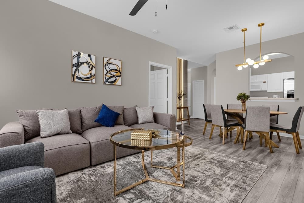 Silver Palm Condo #104 - Image 3