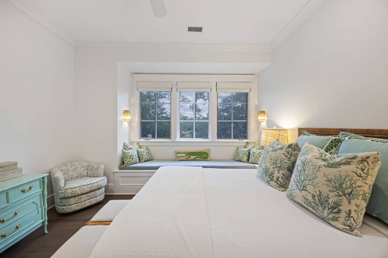 Blue Heron Pond - Image 30