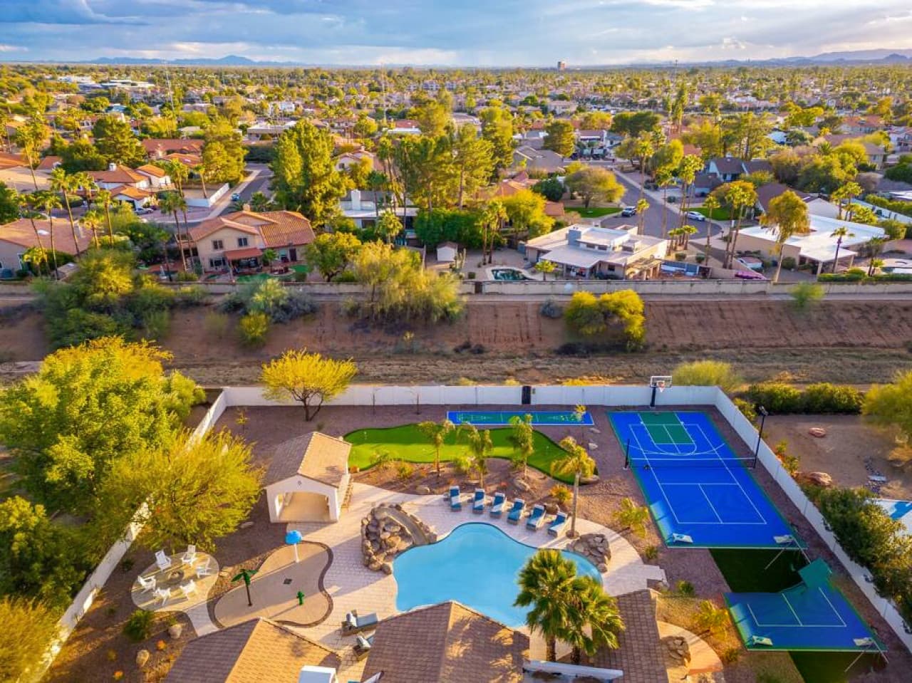 Desert Cove - Image 109