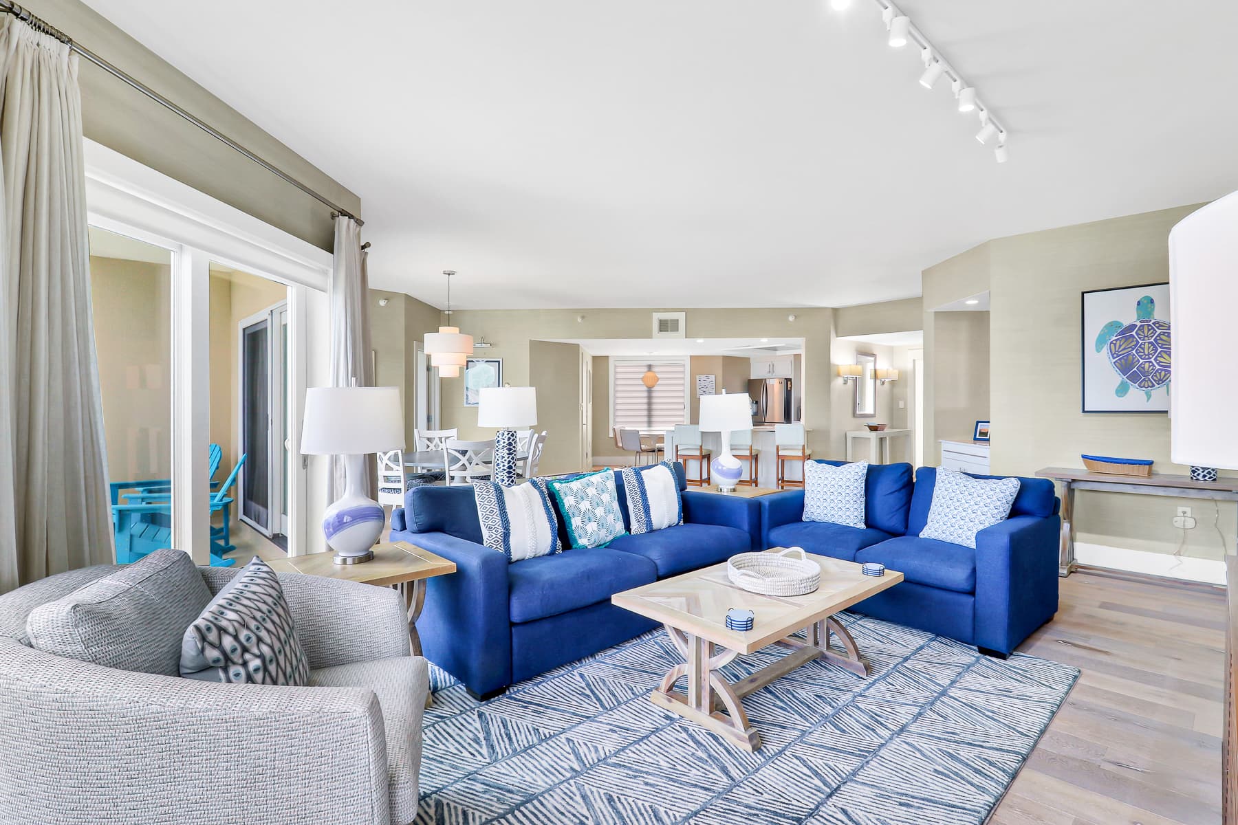 Windsor Place #2517 - Image 4