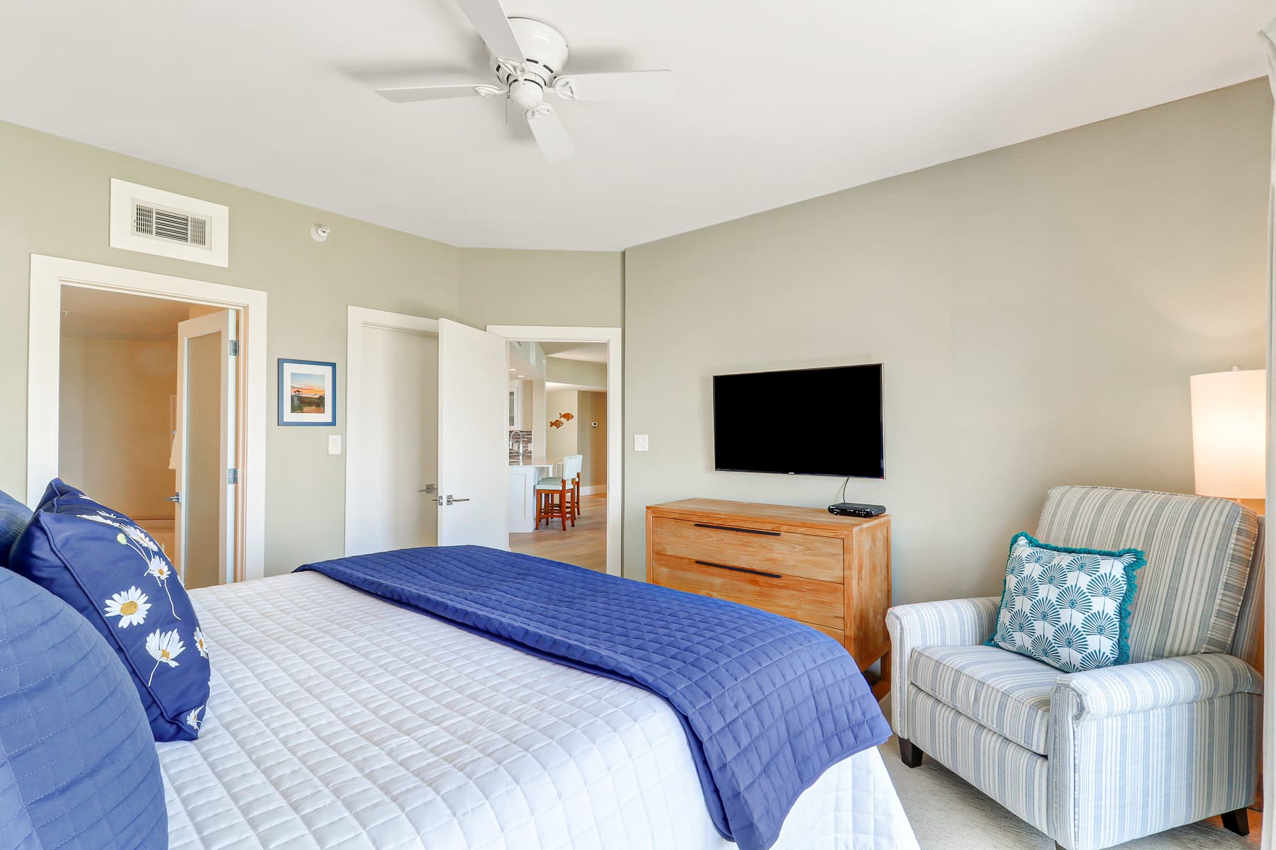 Windsor Place #2517 - Image 16