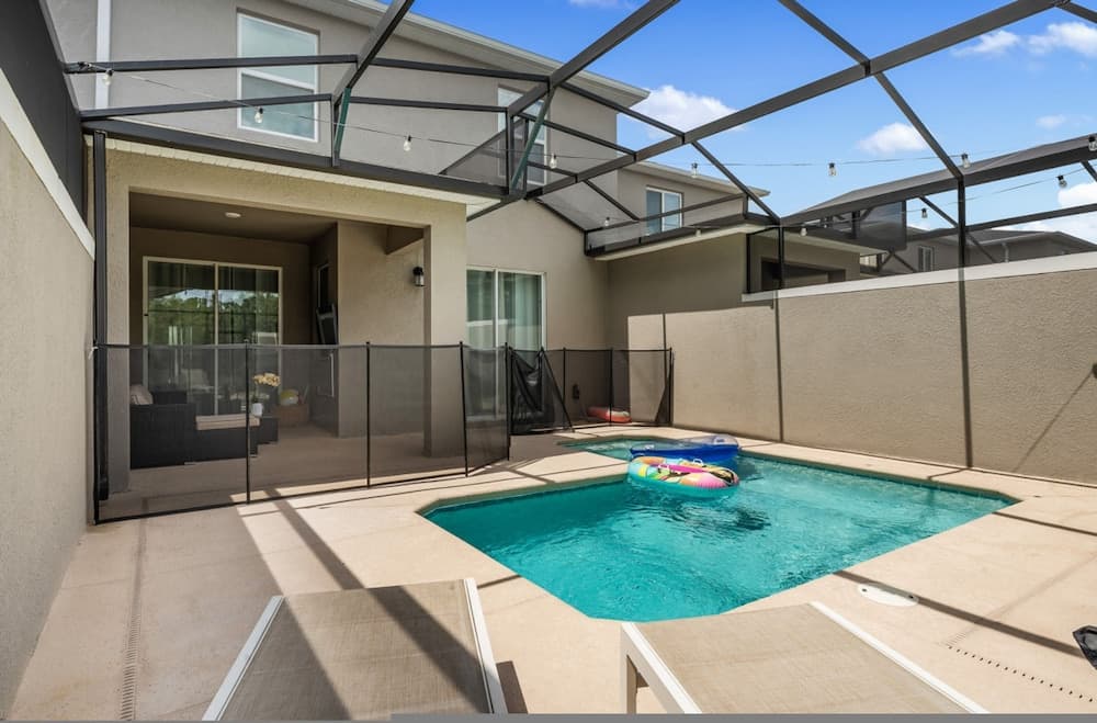 Storey Lake #2605 - Image 2