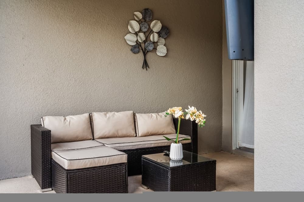 Storey Lake #2605 - Image 32