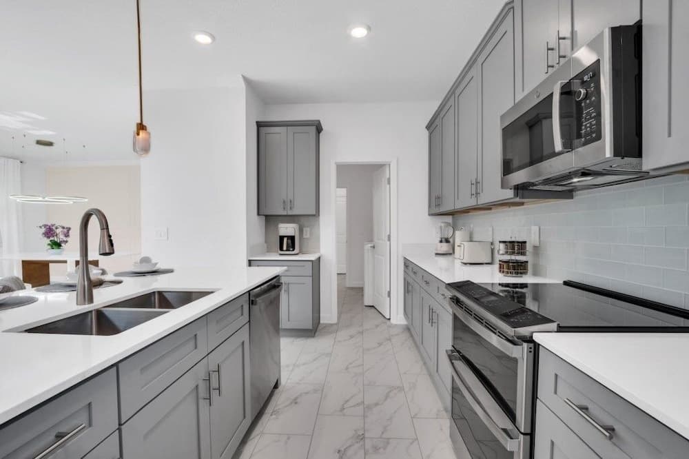 Petition Villa - Image 20