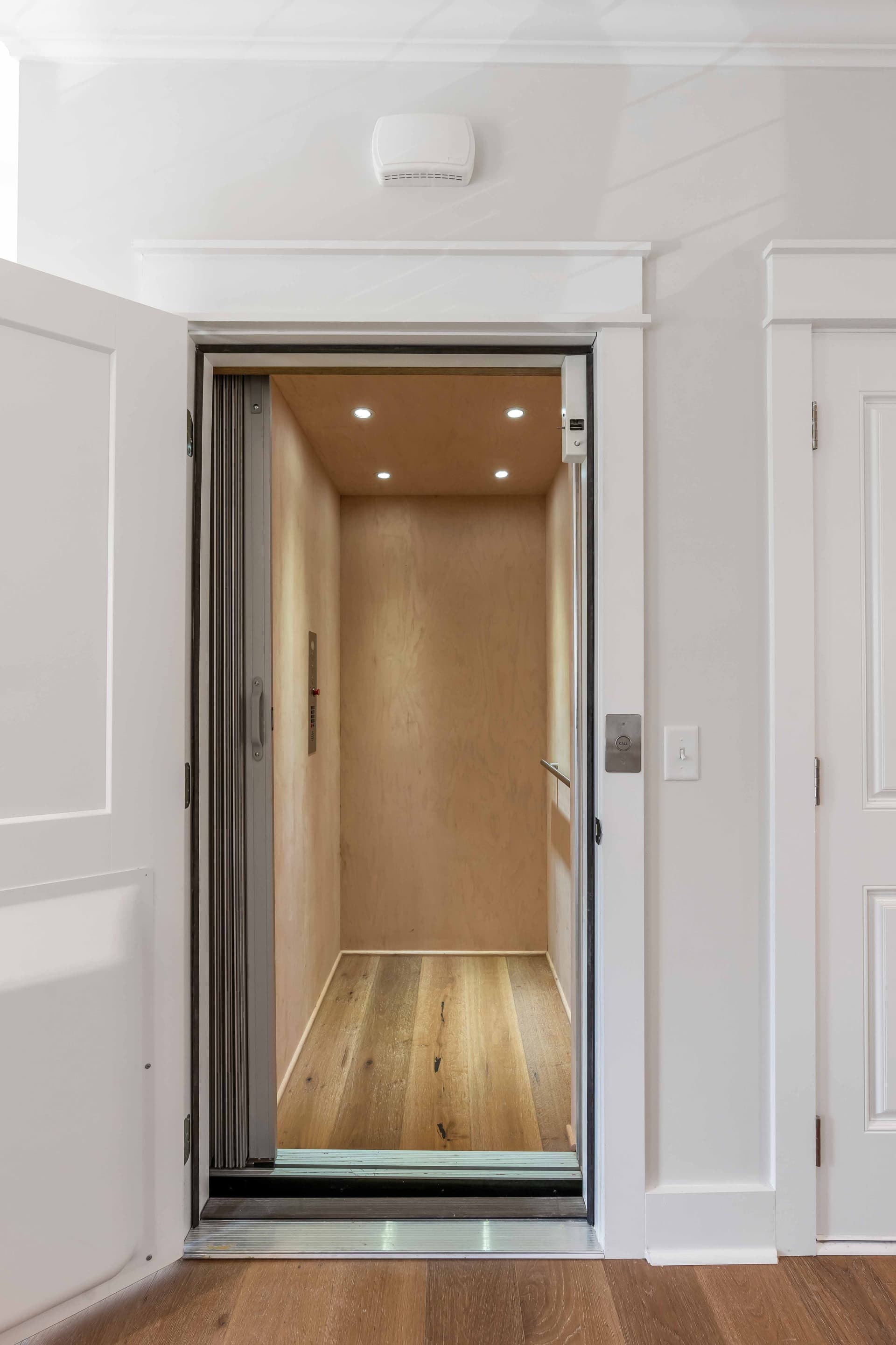 Bikinis and Martinis - Image 37