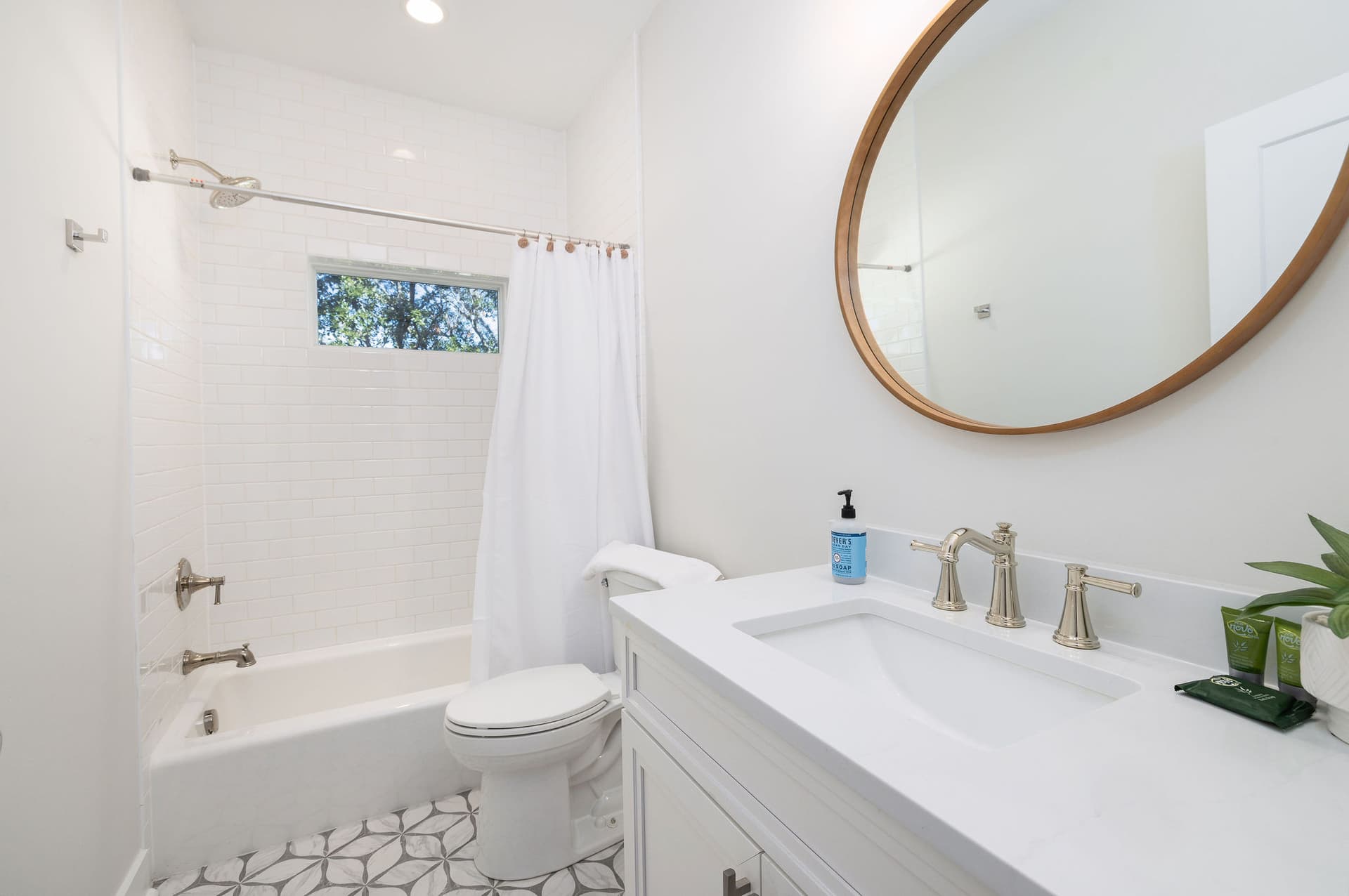 Bikinis and Martinis - Image 82