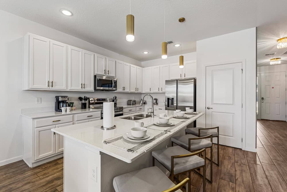 Marcello Corner Retreat - Image 4