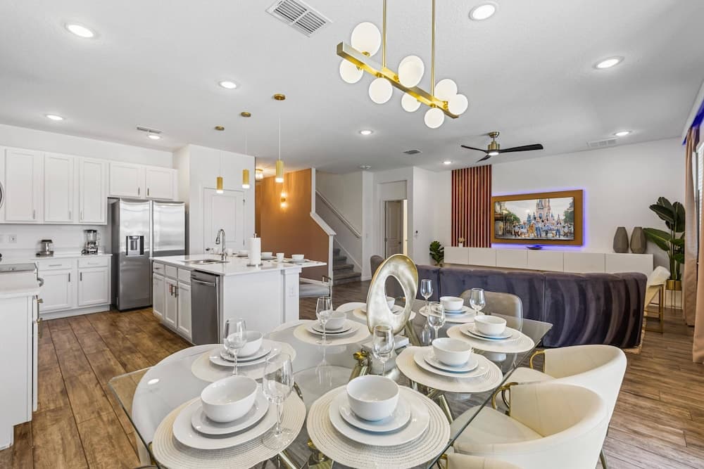 Marcello Corner Retreat - Image 7