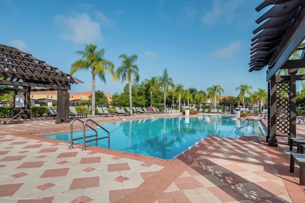 Marcello Corner Retreat - Image 3