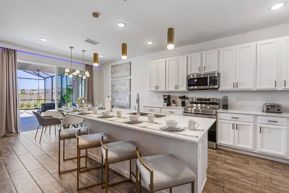 Marcello Corner Retreat - Image 5