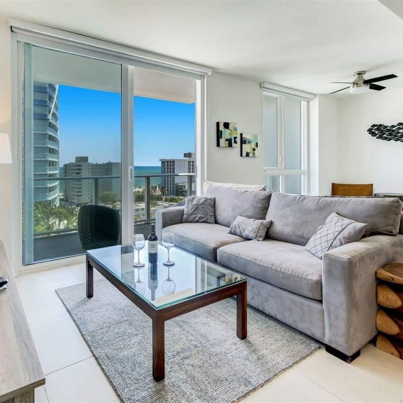 Modern Home - Image 1