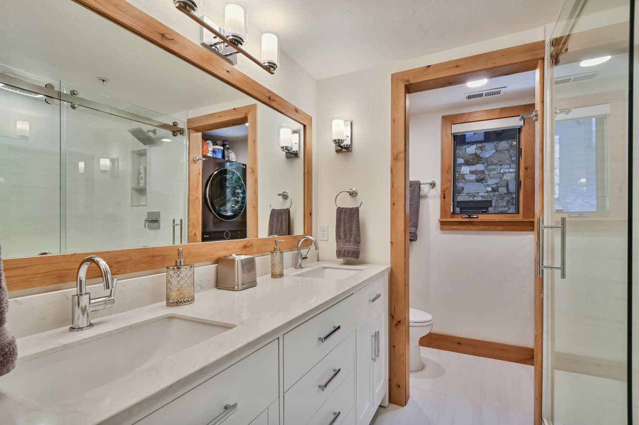 Mountain Crest Home - Image 16