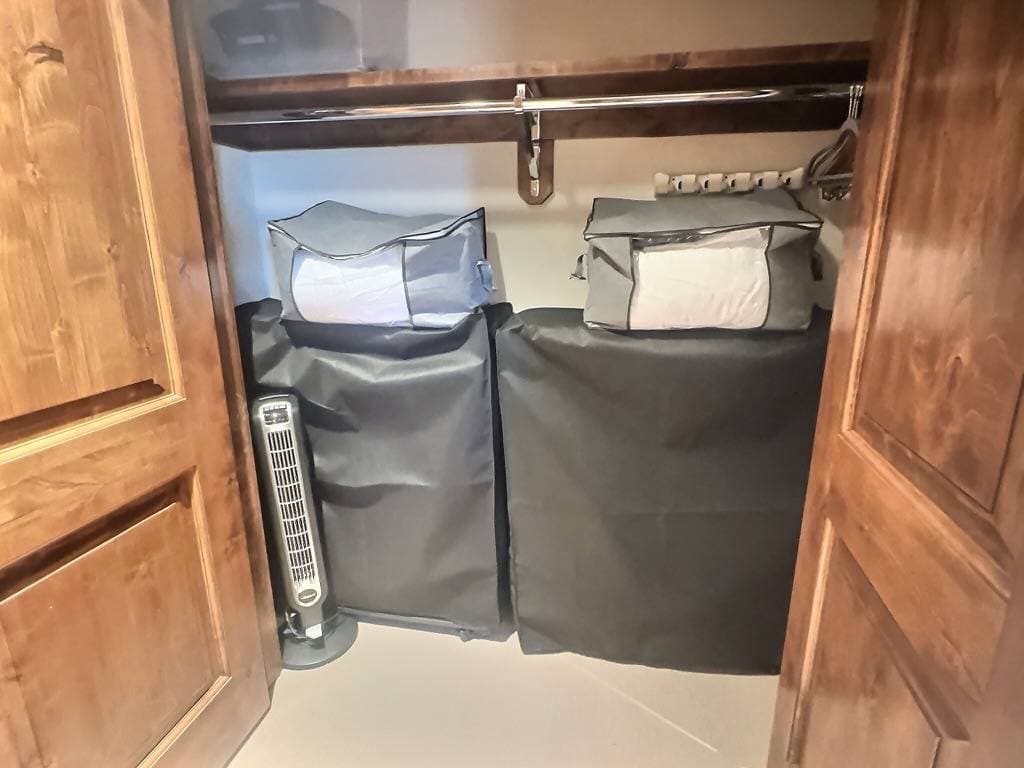 Seasons #607 - Image 43