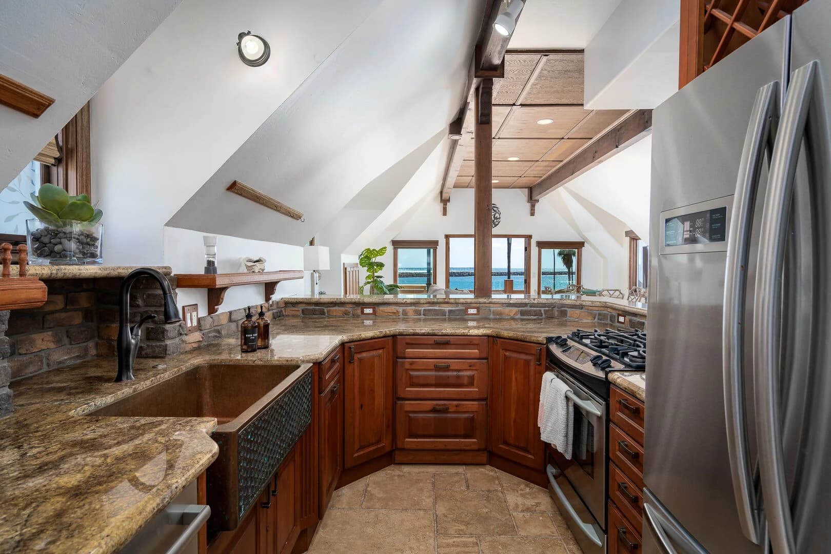 Seaside Serenity Haven - Image 12