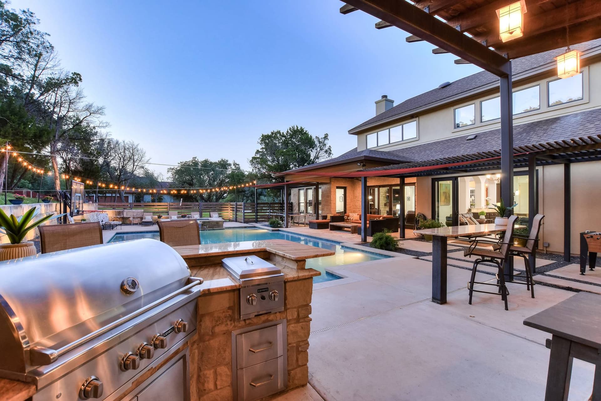 Hillside Oasis - Image 11