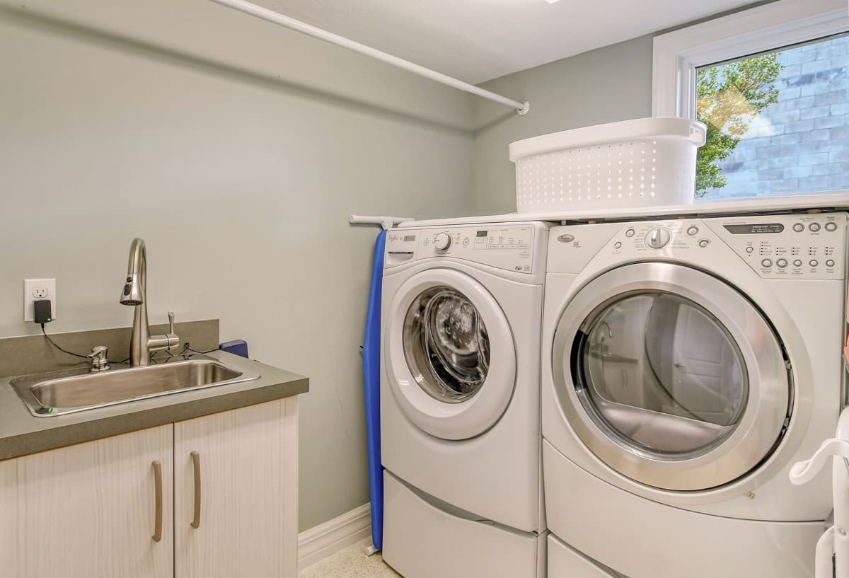 Mermaids Oasis - Image 34