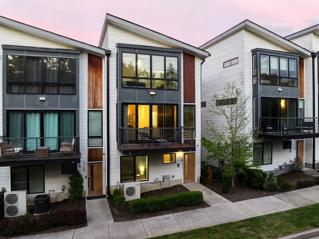 9th Avenue - Image 31