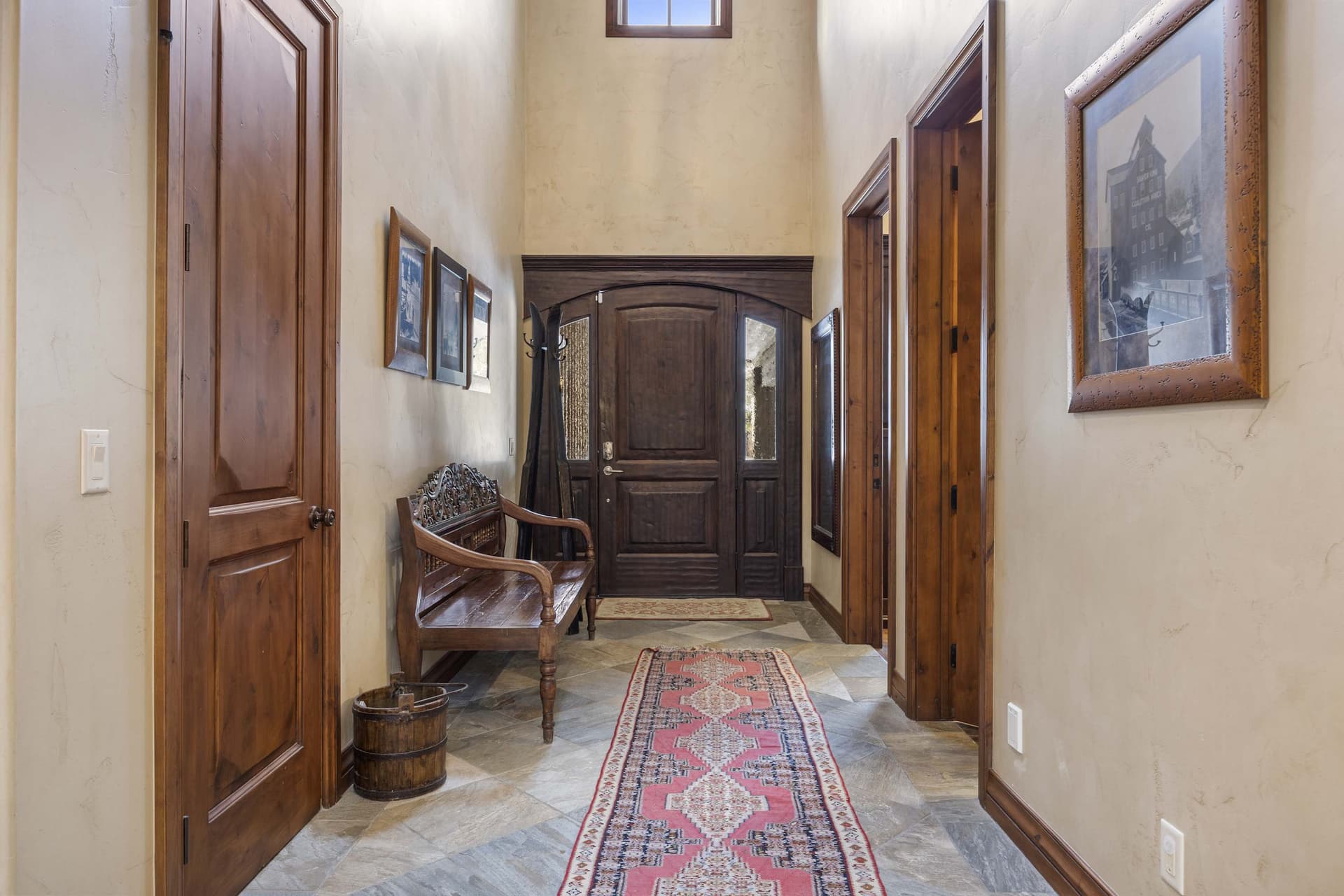 Luxury Mountain Retreat - Image 8