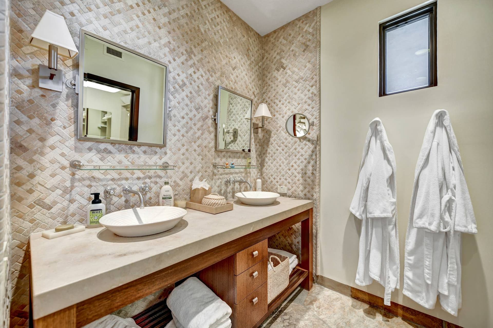 Scottsdale Desert Oasis - Image 46