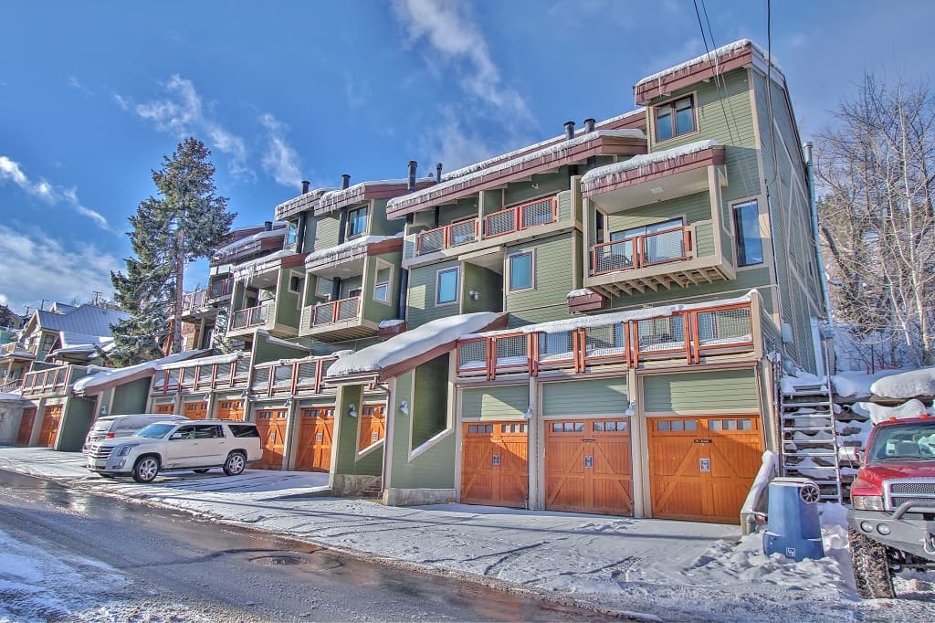 Woodside Ski Estate - Image 2