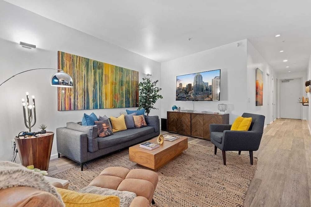 Fringe Dwelling - Image 3