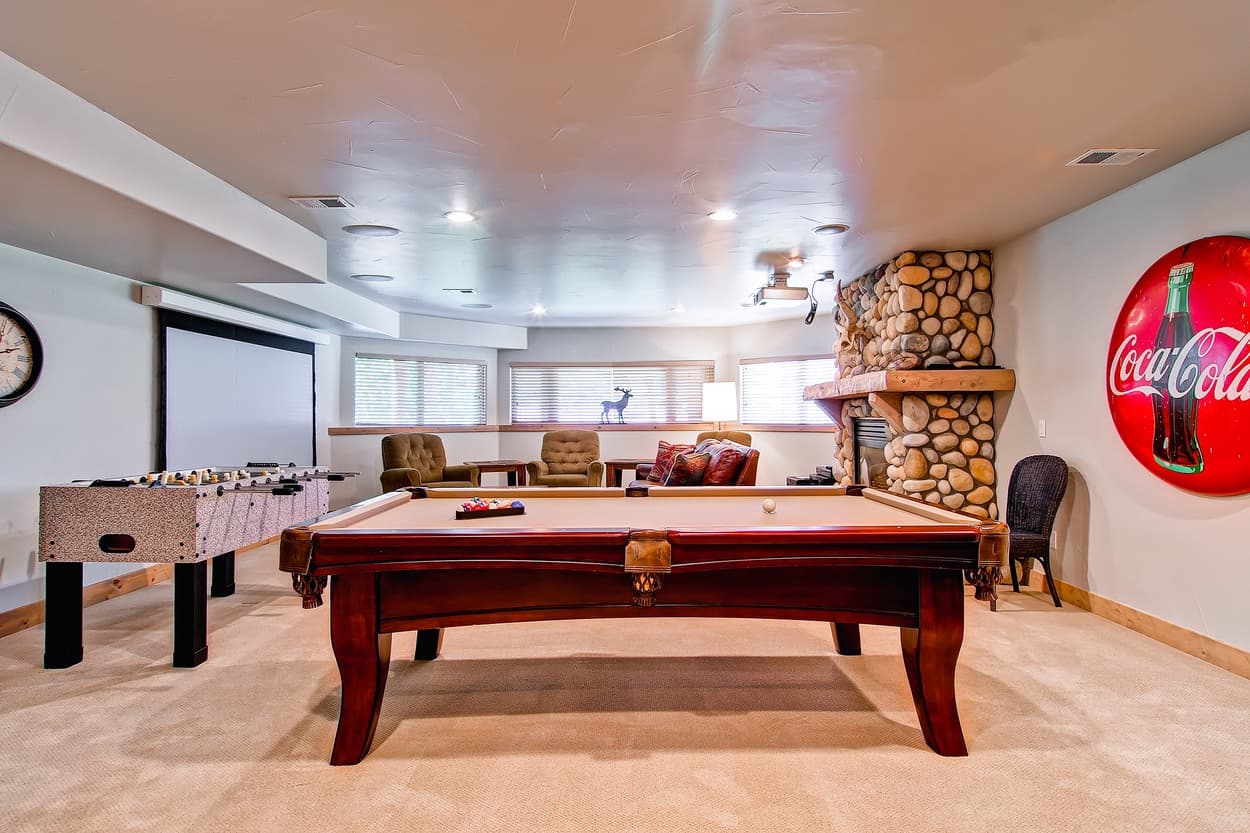 Aspenglow Chalet Above Downtown - Image 13