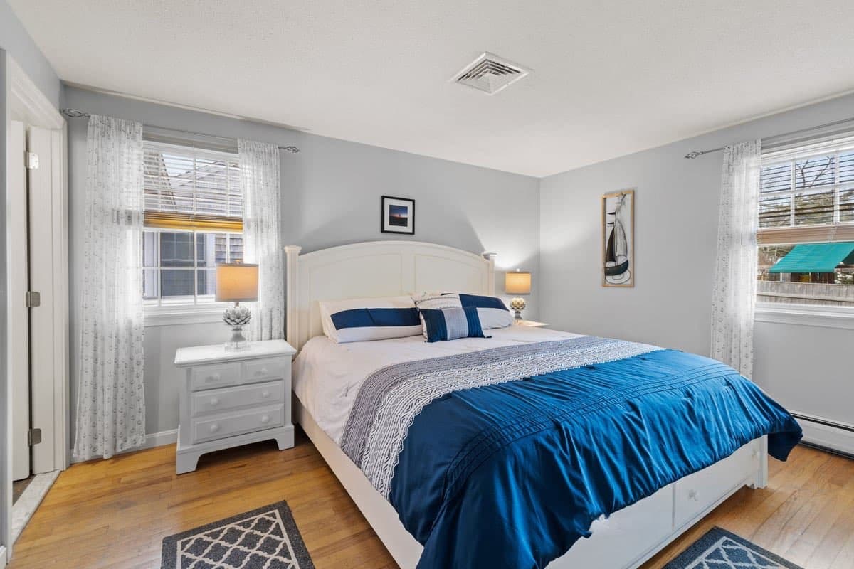 Point Pleasant - Image 11