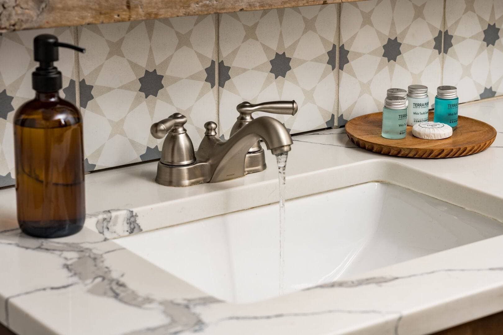 Mountain Manor - Image 49