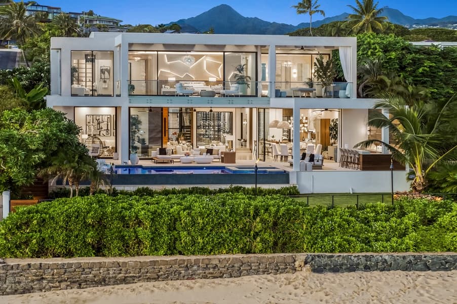 Diamond Head Grand Escape