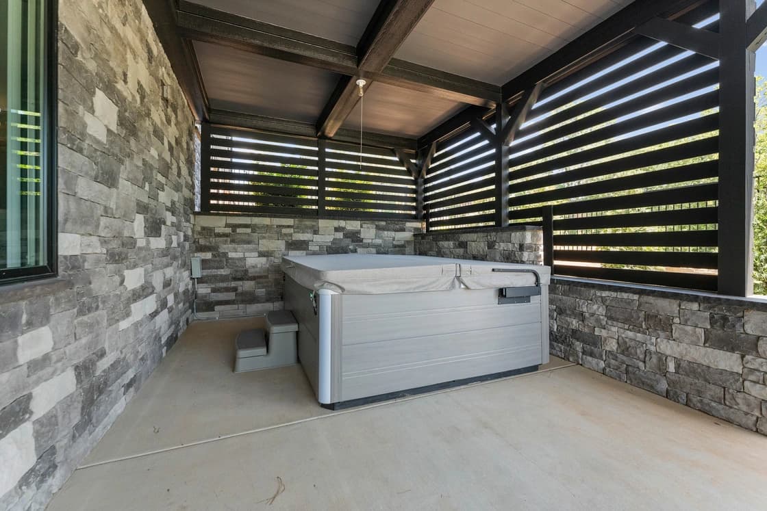 Lakefront Serenity Lodges - Image 57