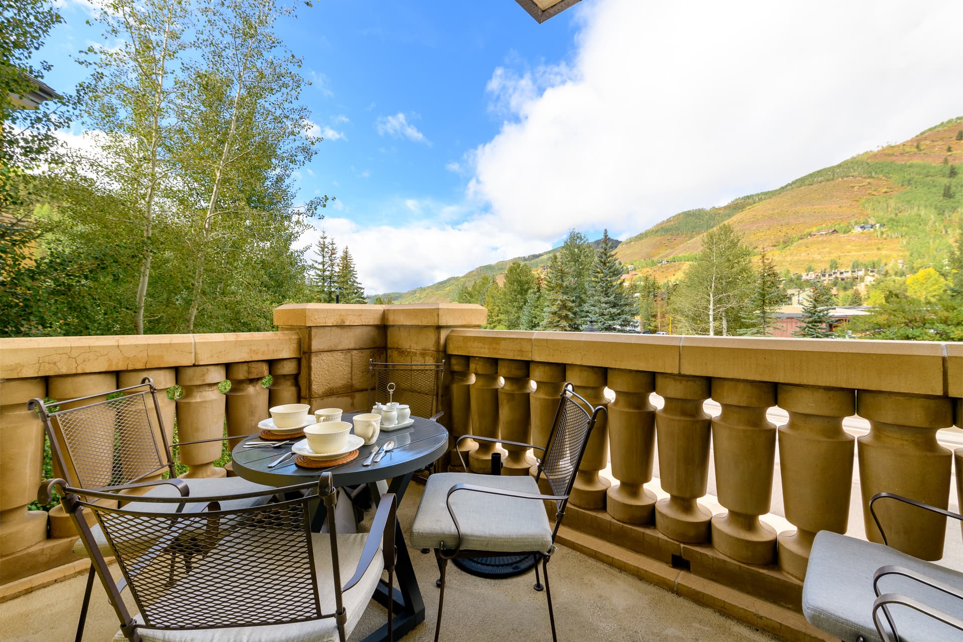 White Chutes at the Ritz-Carlton - Image 17