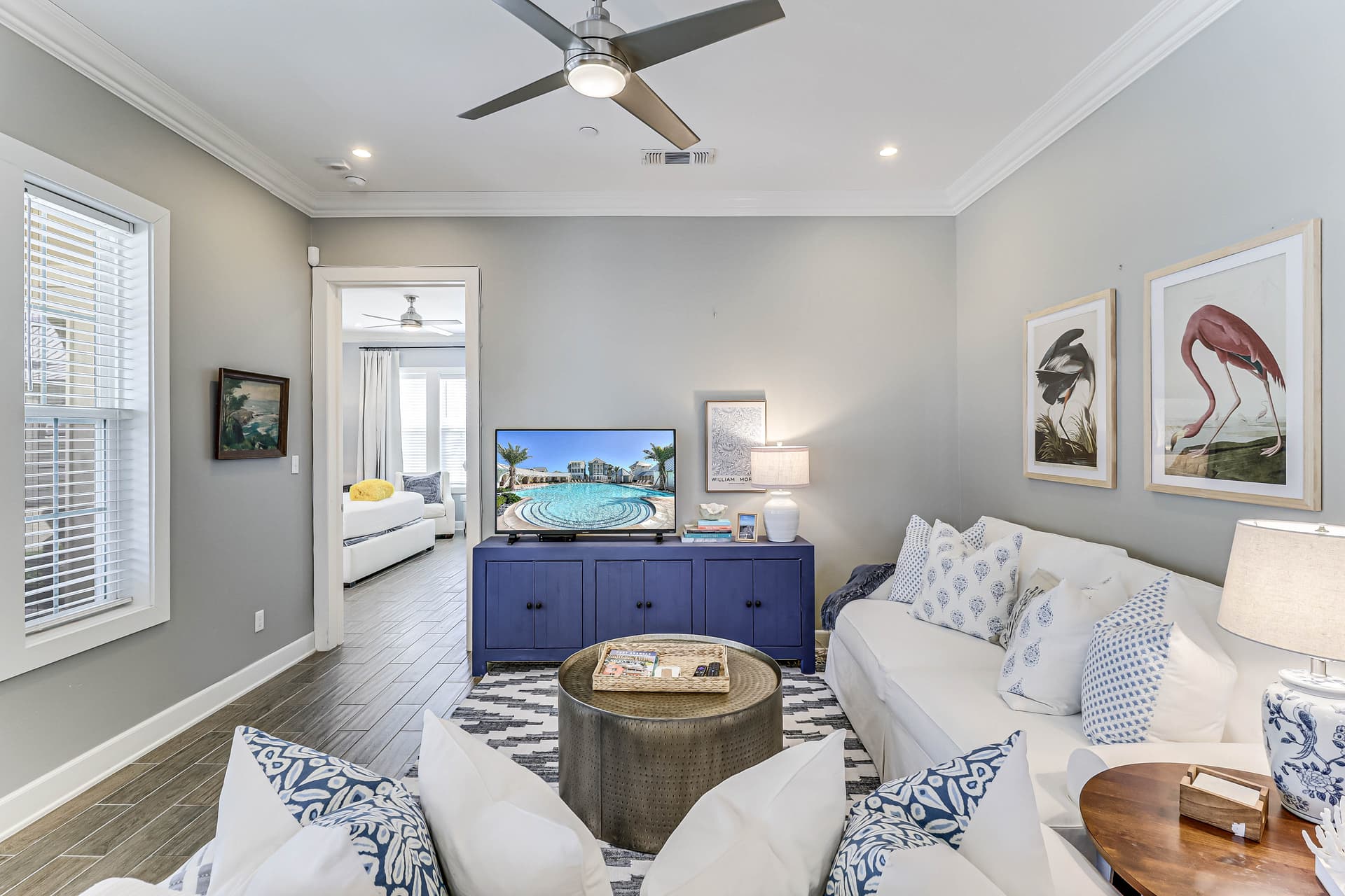 Blue Sea Gate Residence - Image 3