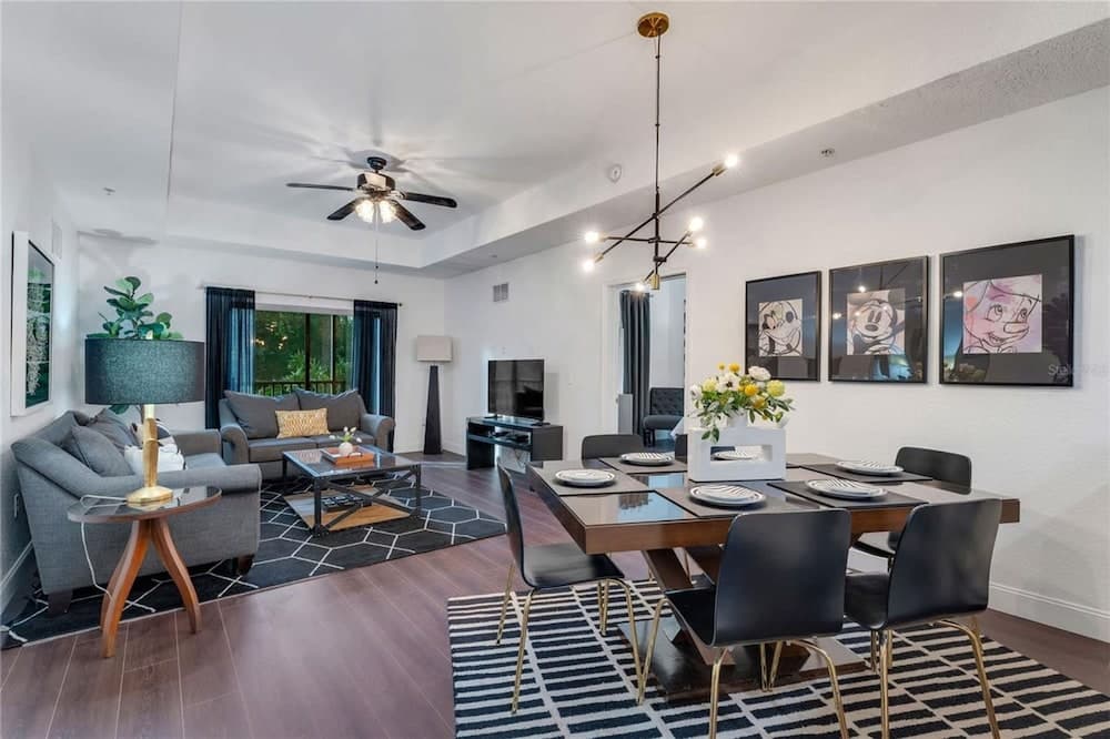 Immaculate Private Oasis - Image 1