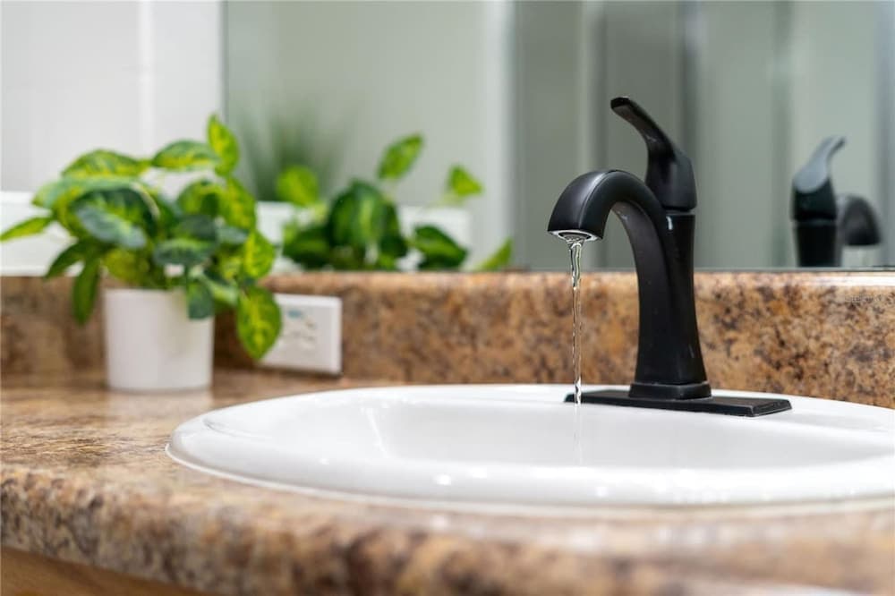 Immaculate Private Oasis - Image 11