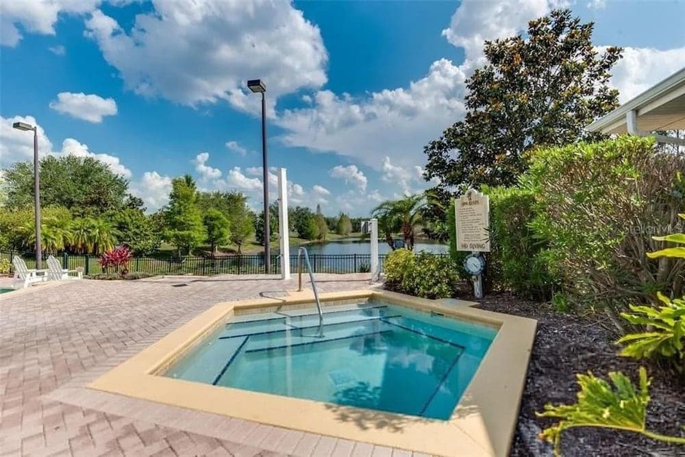 Immaculate Private Oasis - Image 27